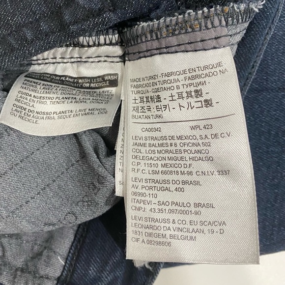 ❌SOLD❌LEVIS SILVER High Rise Skinny Jeans - Picture 8 of 9